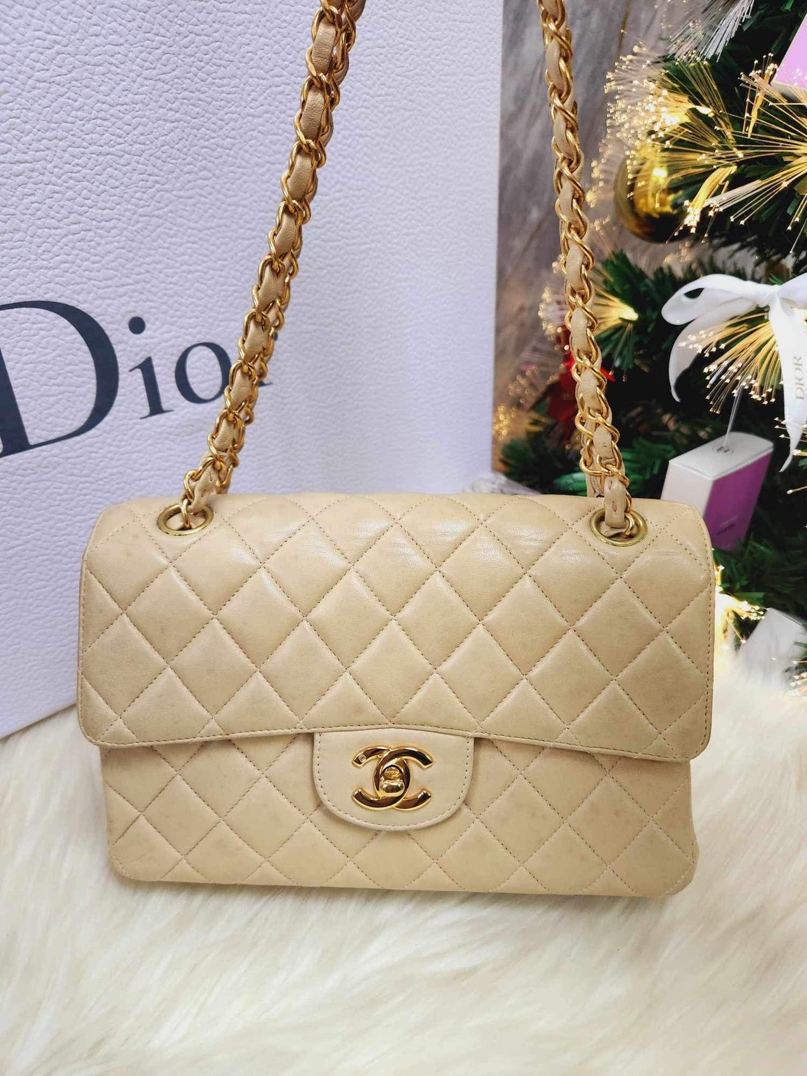 C H A N E L V I N T A G E DUAL FLAB BEIGE IN GHW thumbnail