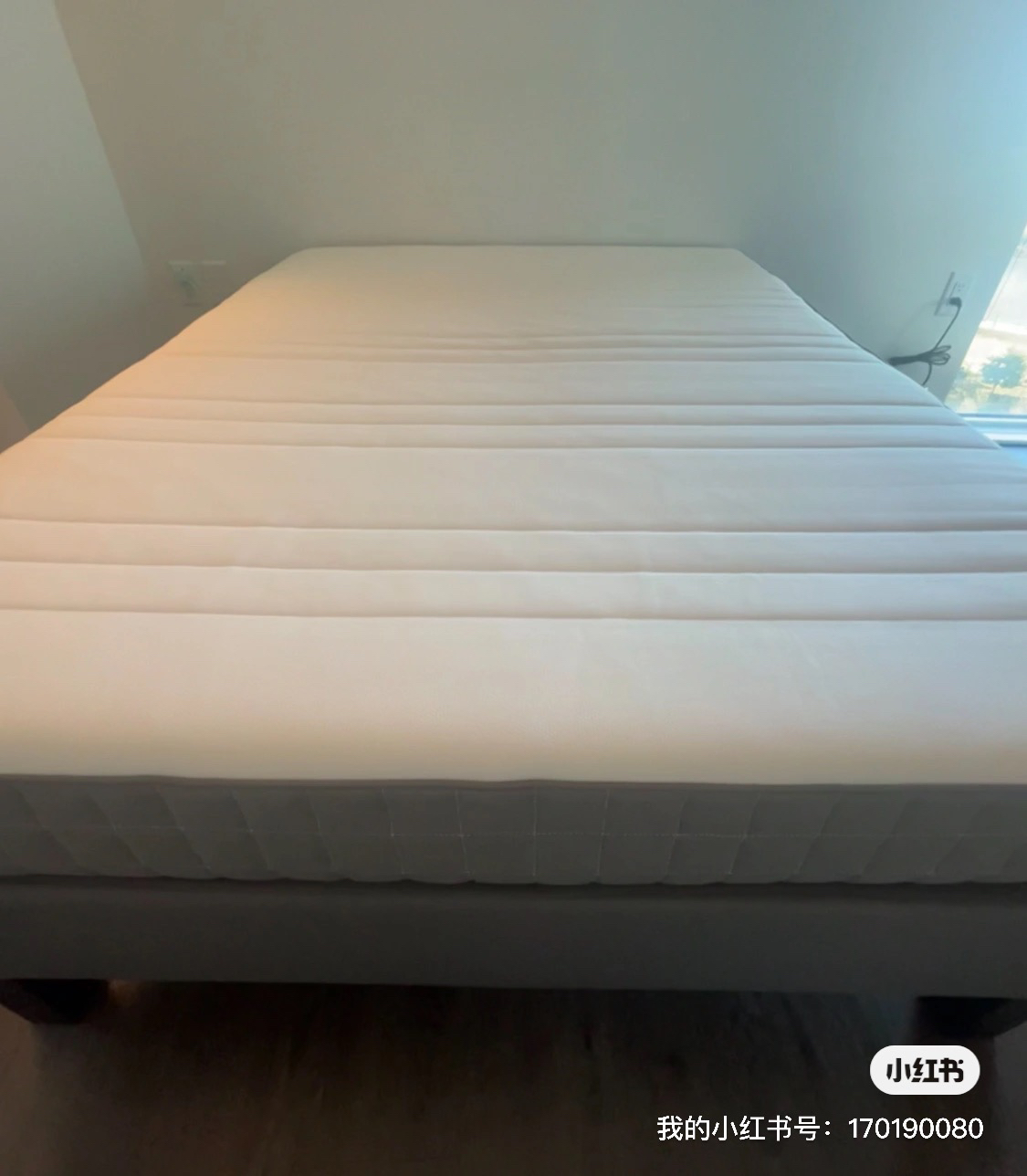 Mattress and base thumbnail