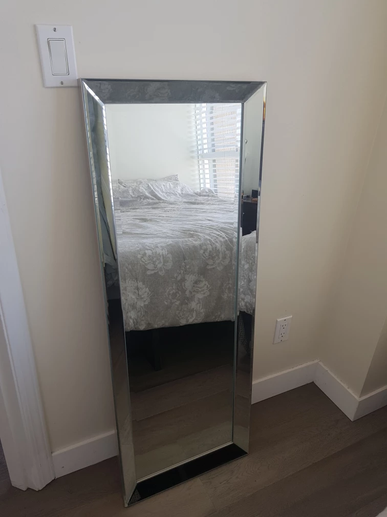 Wall mirror thumbnail