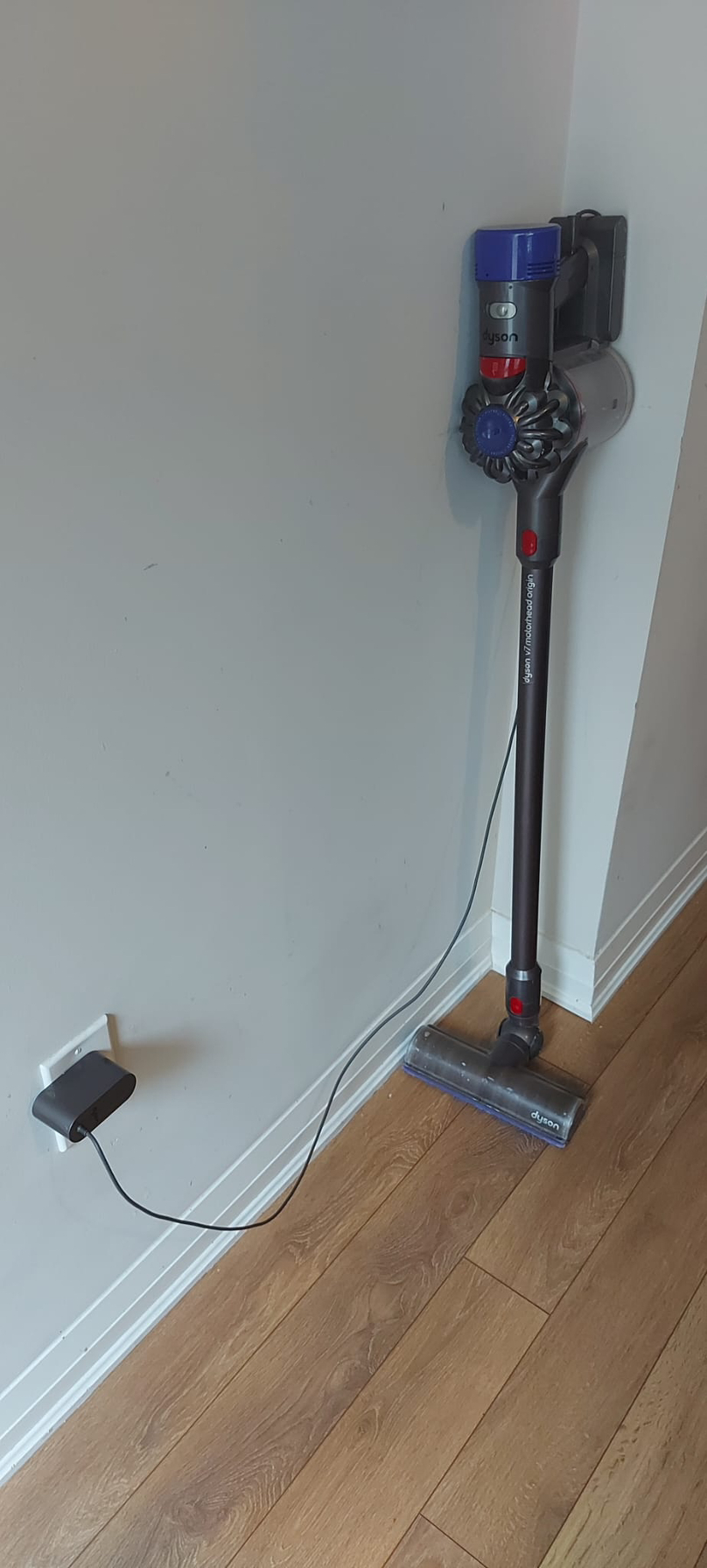 Dyson Vacuum Cleaner V7 - photo 3