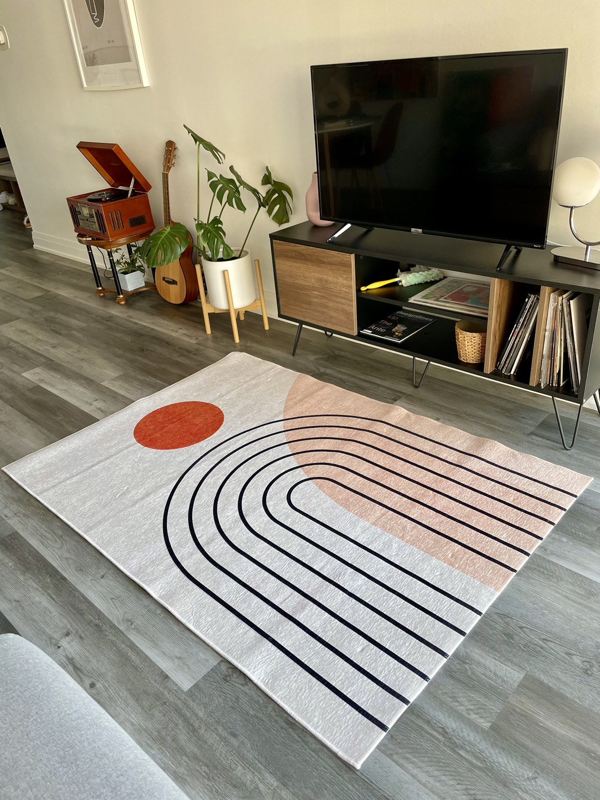 Abstract Retro Area Rug 4’ x 6’ thumbnail
