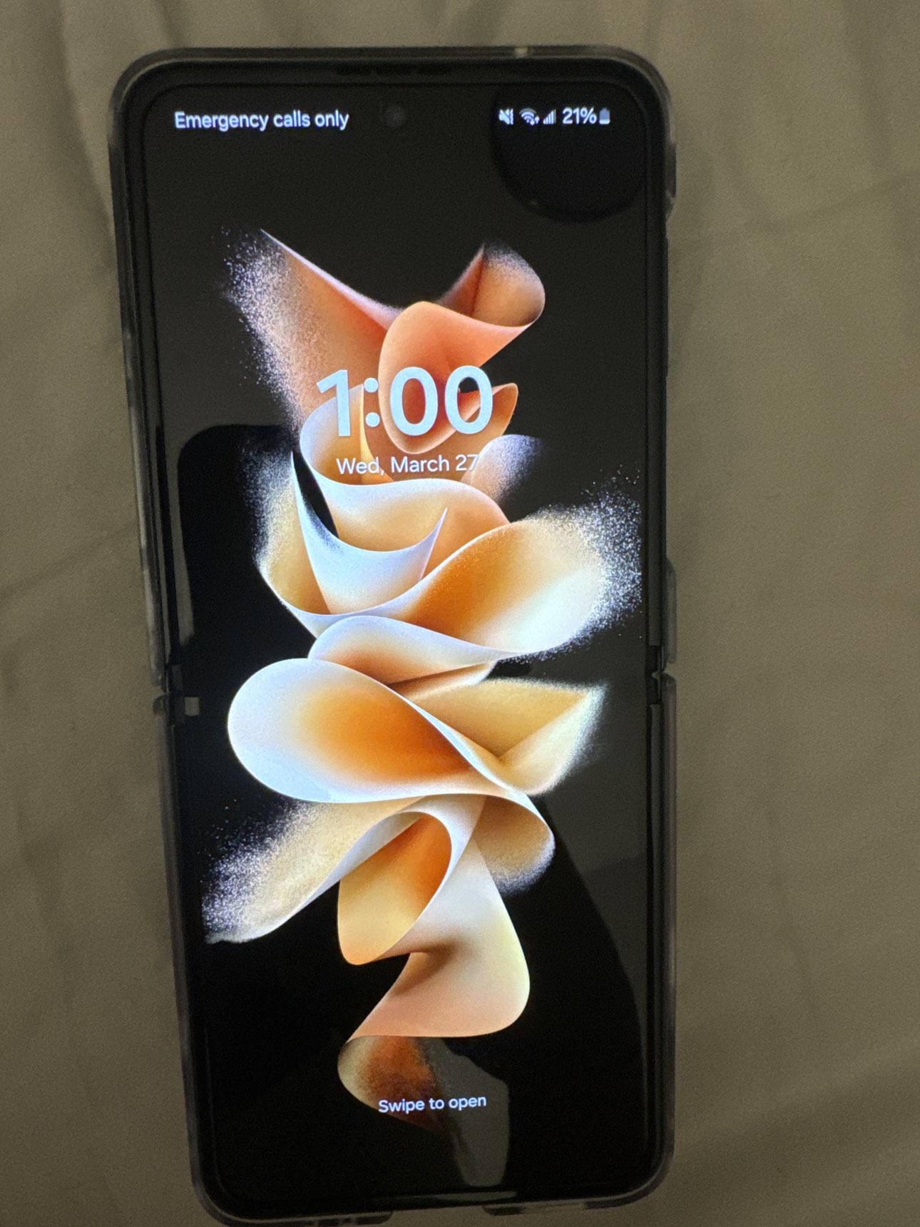 Samsung z 3 flip