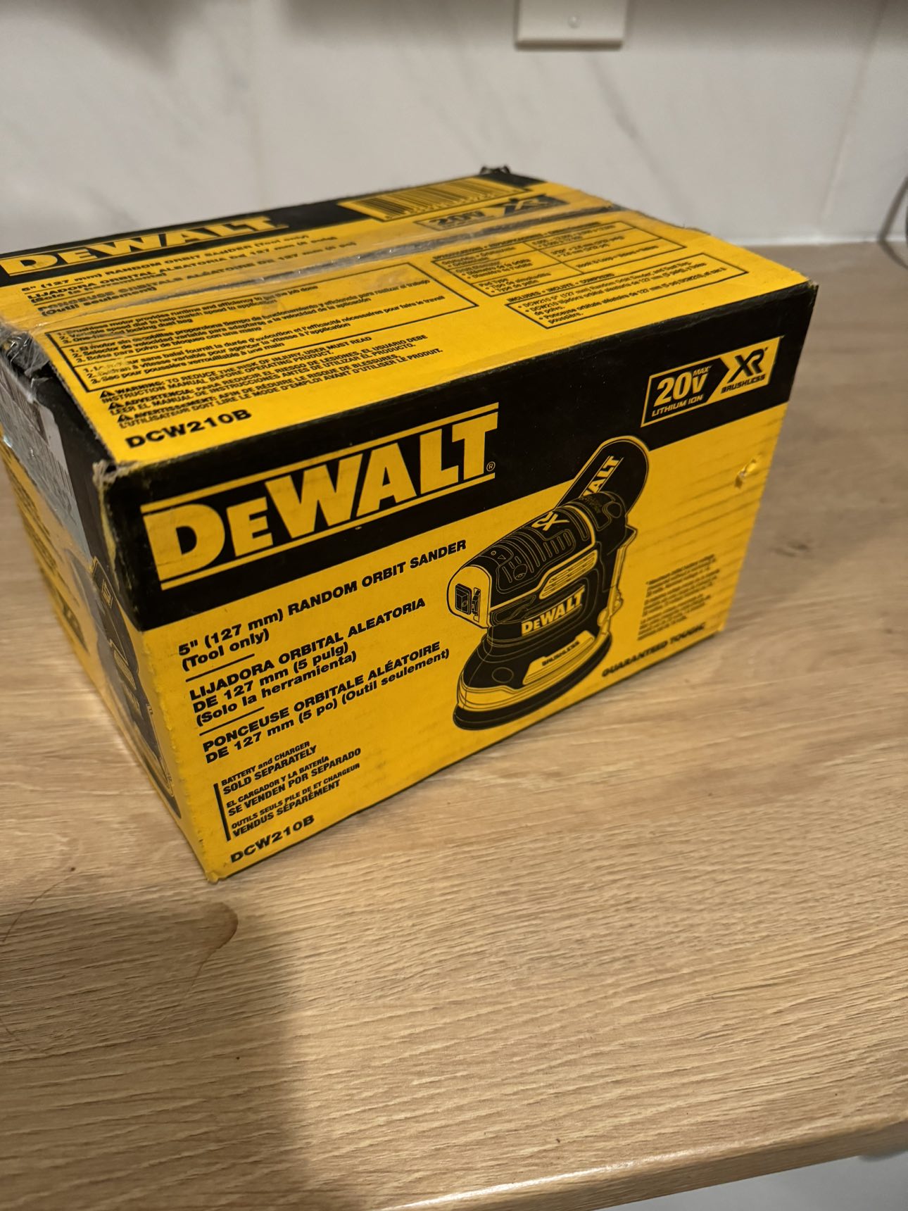 Dewalt cordless orbital sander dcw210b thumbnail