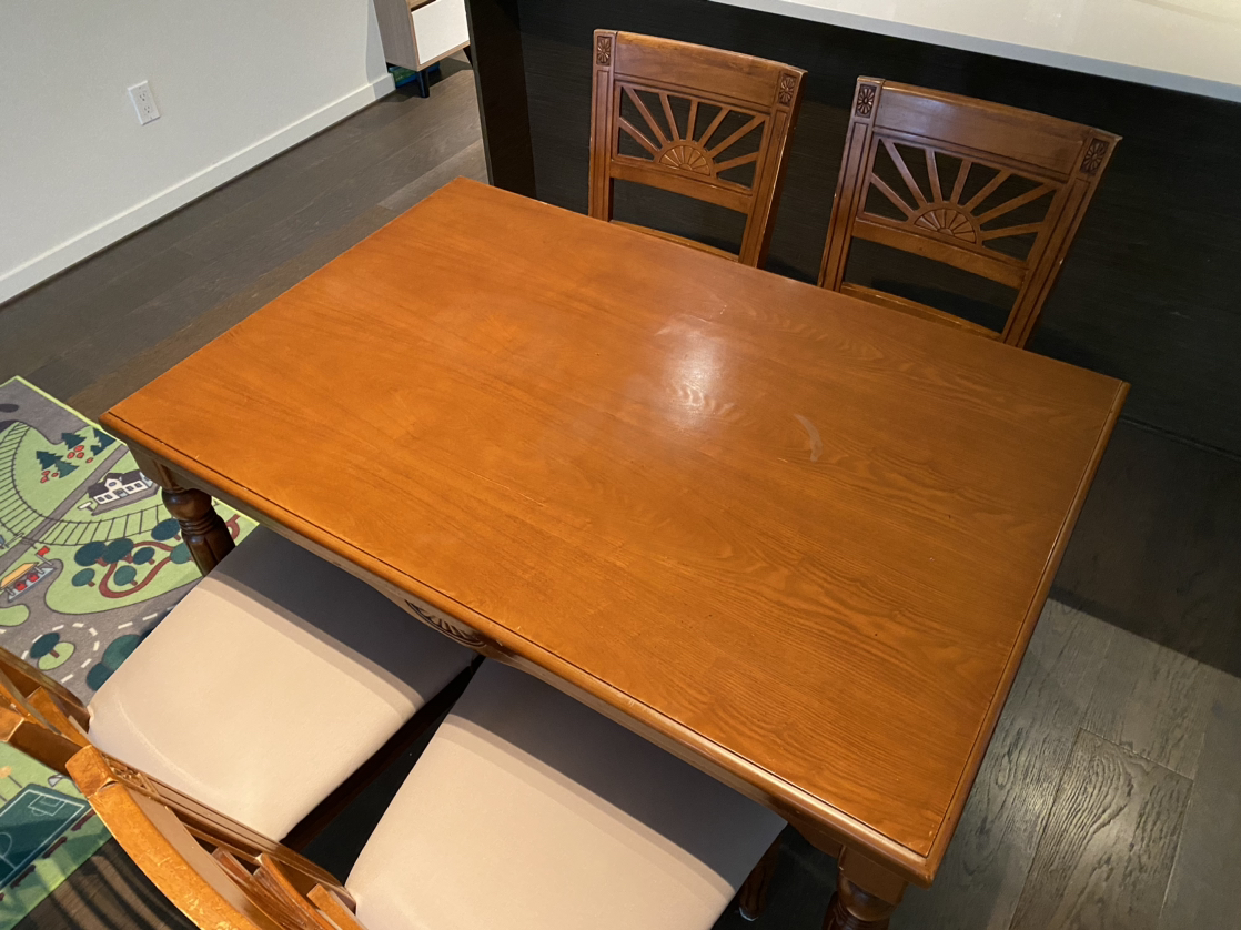 Dinner table with chairs - photo 2