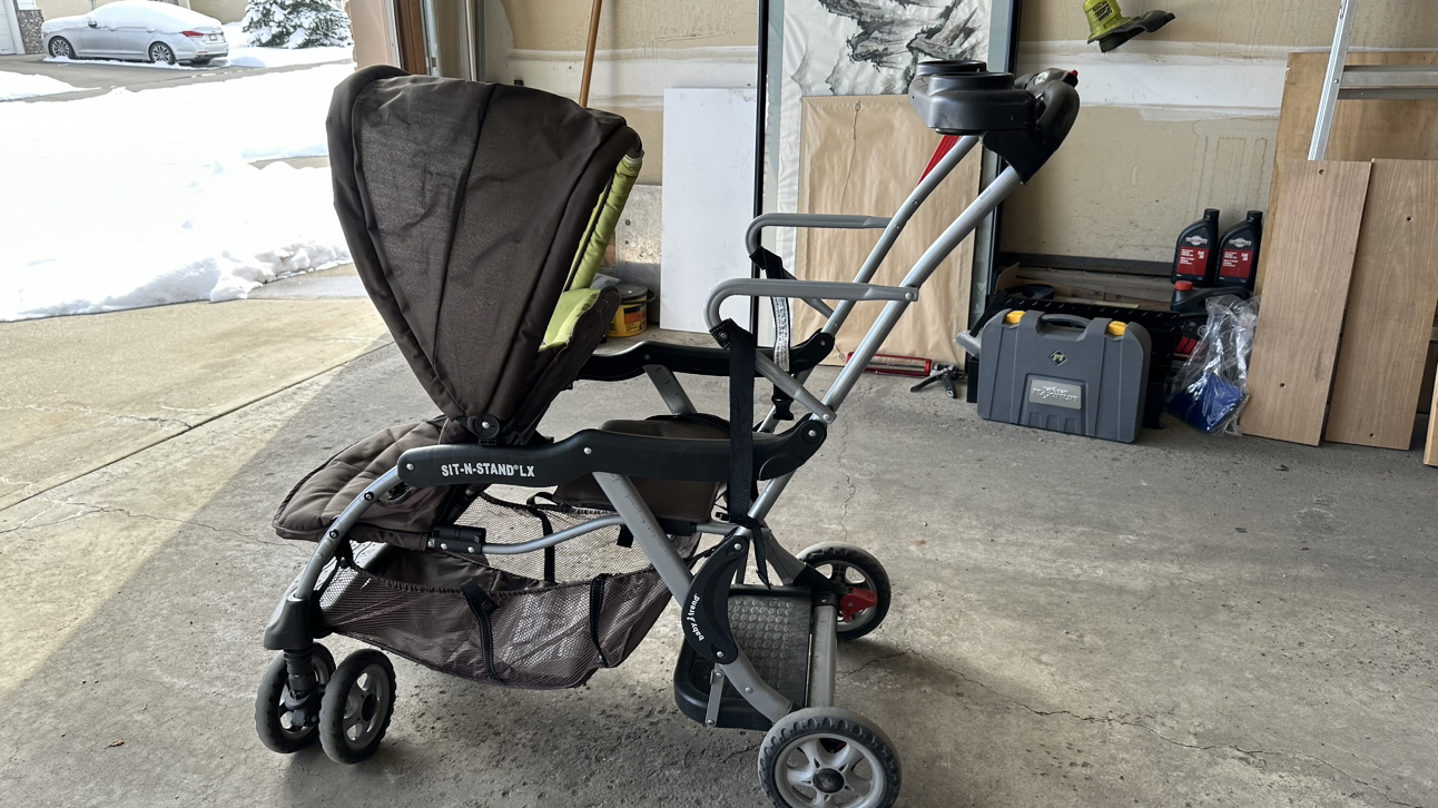 Baby Trend sit and stand stroller