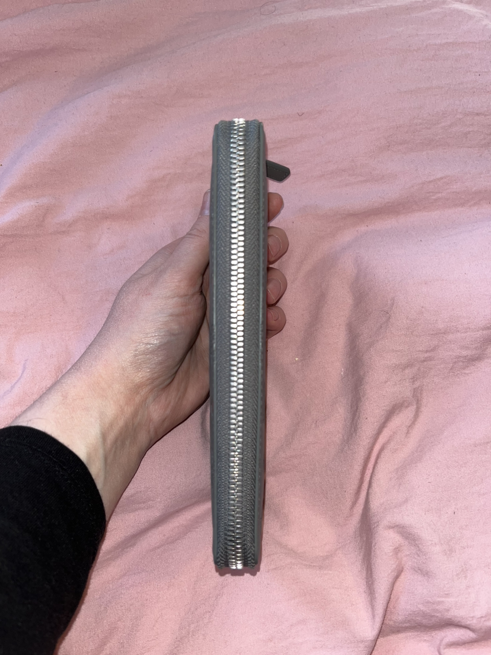 New authentic MCM wallet image indicator(2)