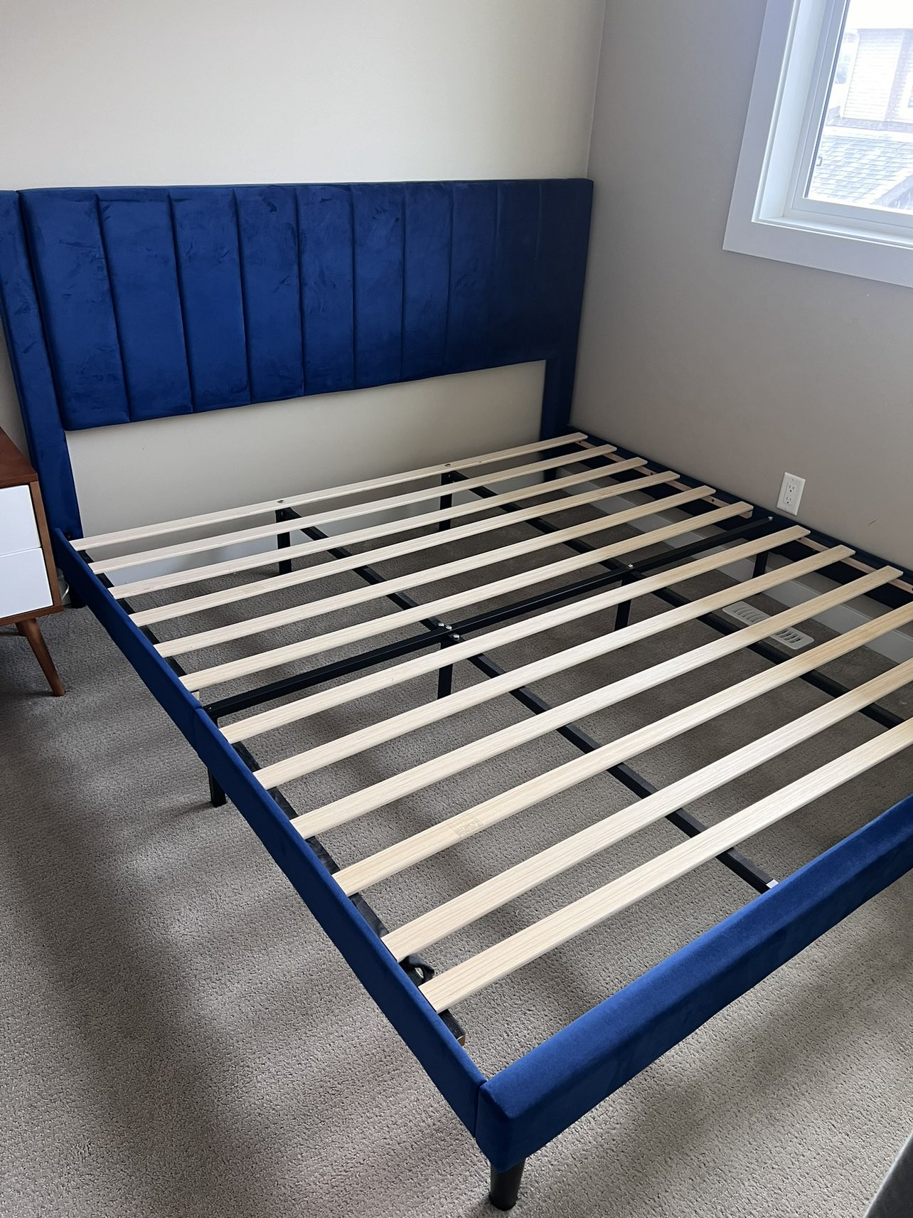 King size blue bed