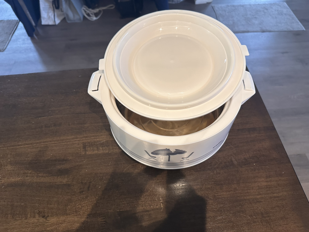 Cello Casserole Food Warmer/Cooler, 2.5-Liter - photo 2