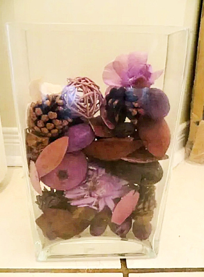 Flower Decor Vase thumbnail