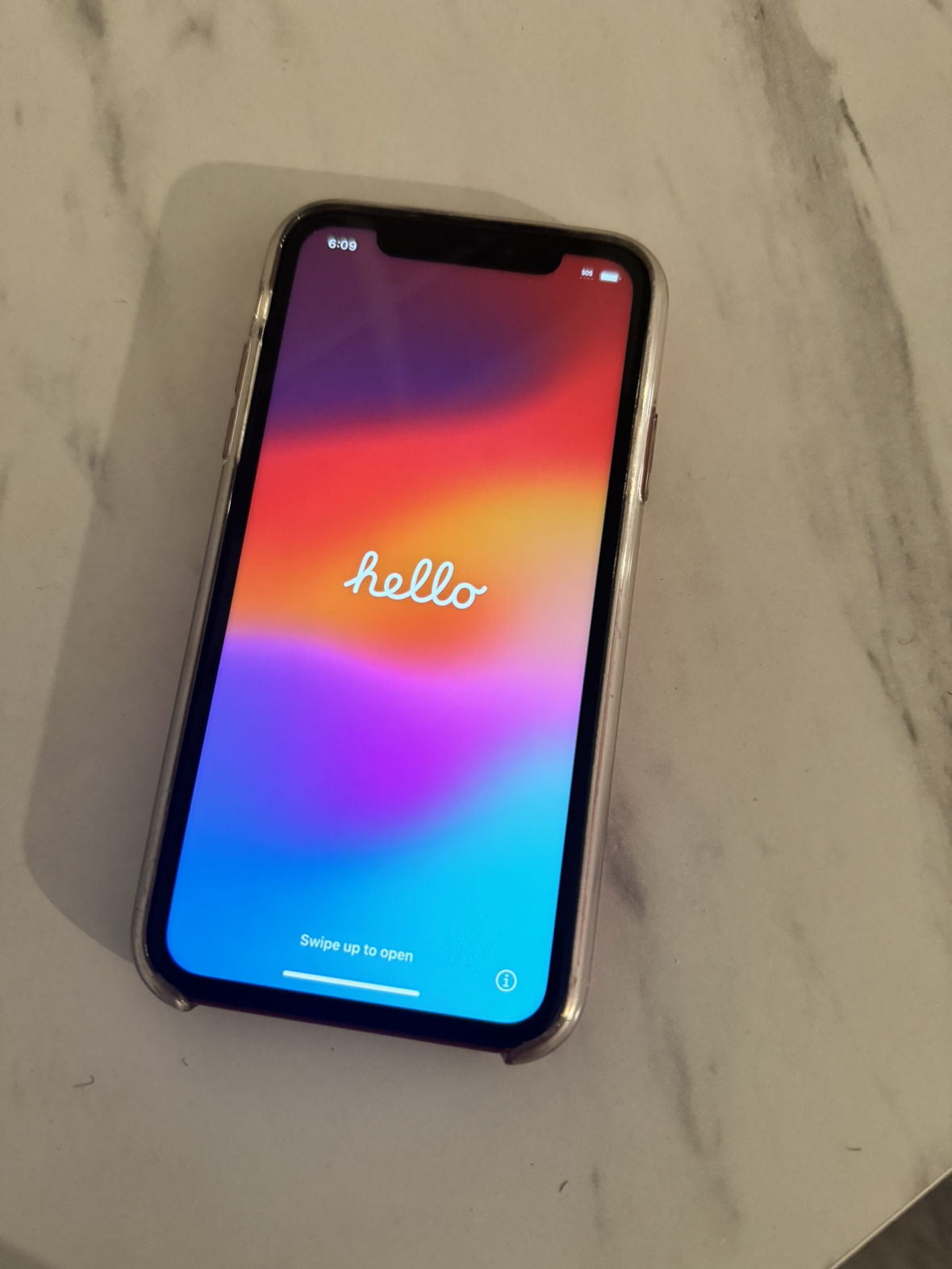 Red IPhone XR thumbnail