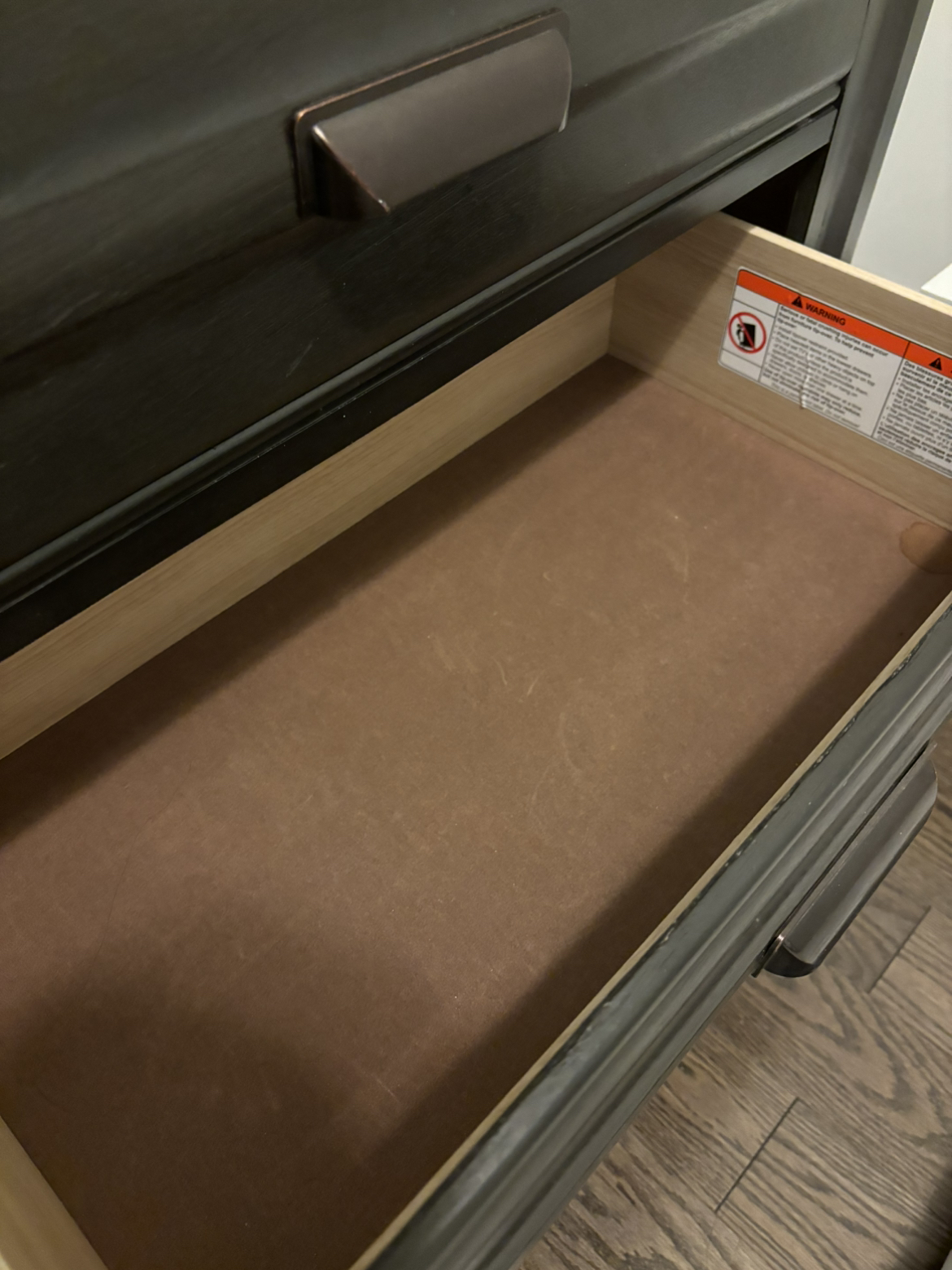 8 Drawer Dresser - photo 2
