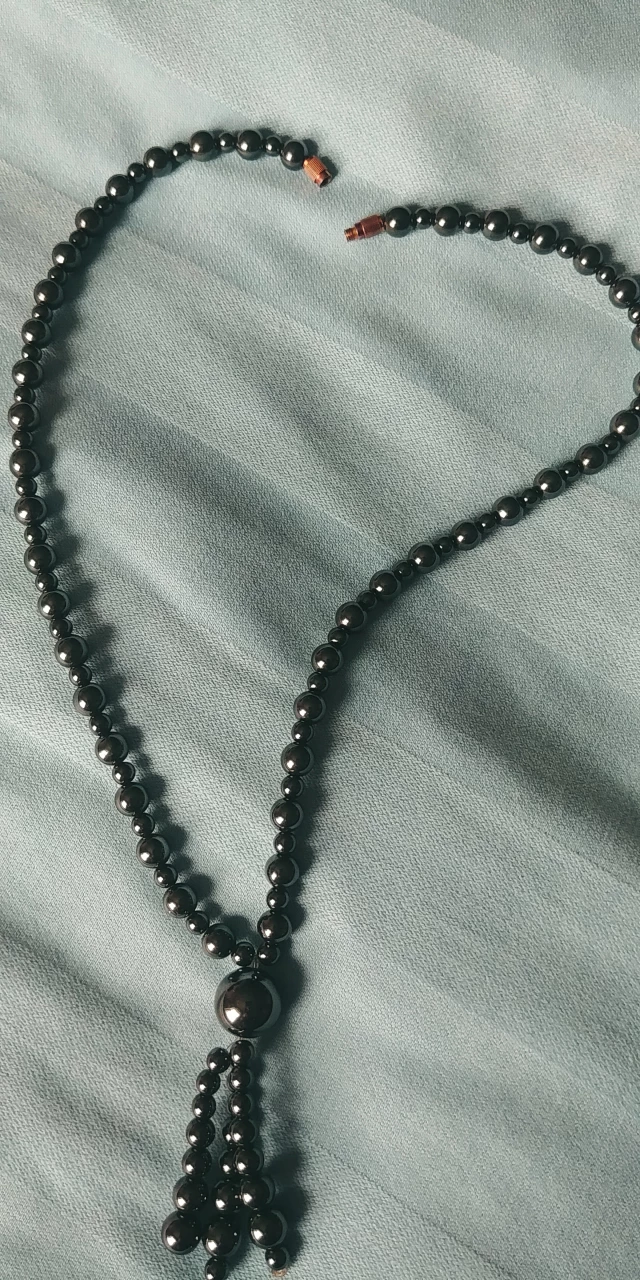 Hematite Necklace image indicator(3)