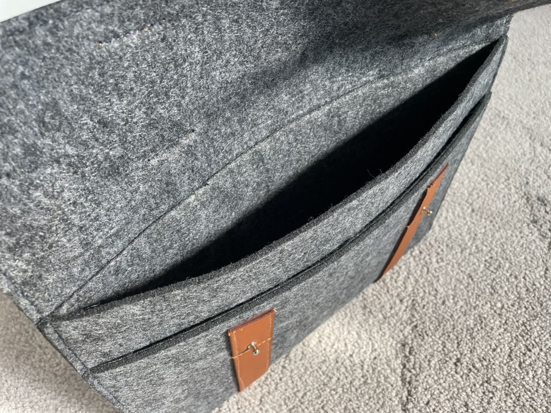 Grey felt laptop bag - photo 4