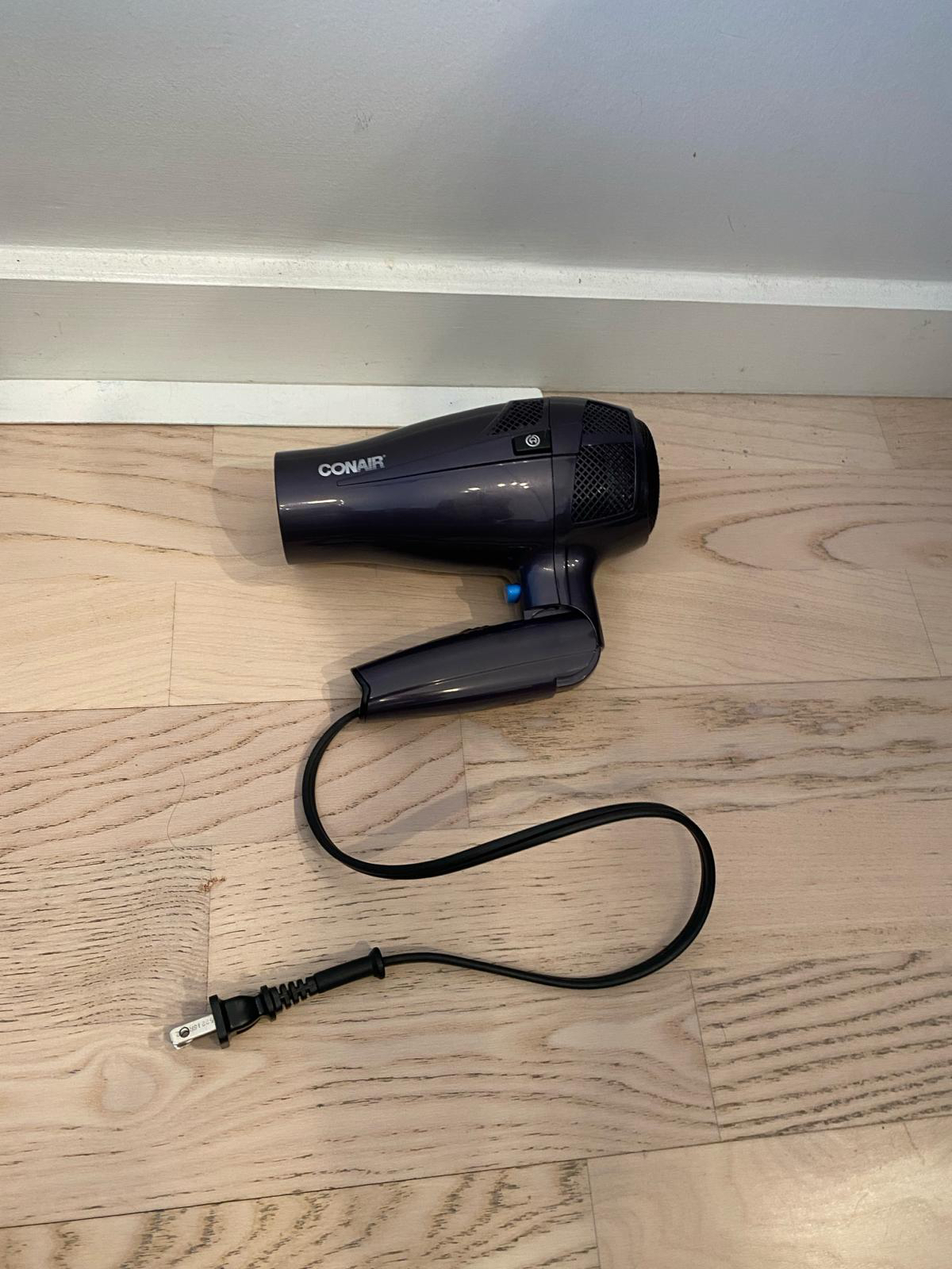 Conair hair drier thumbnail
