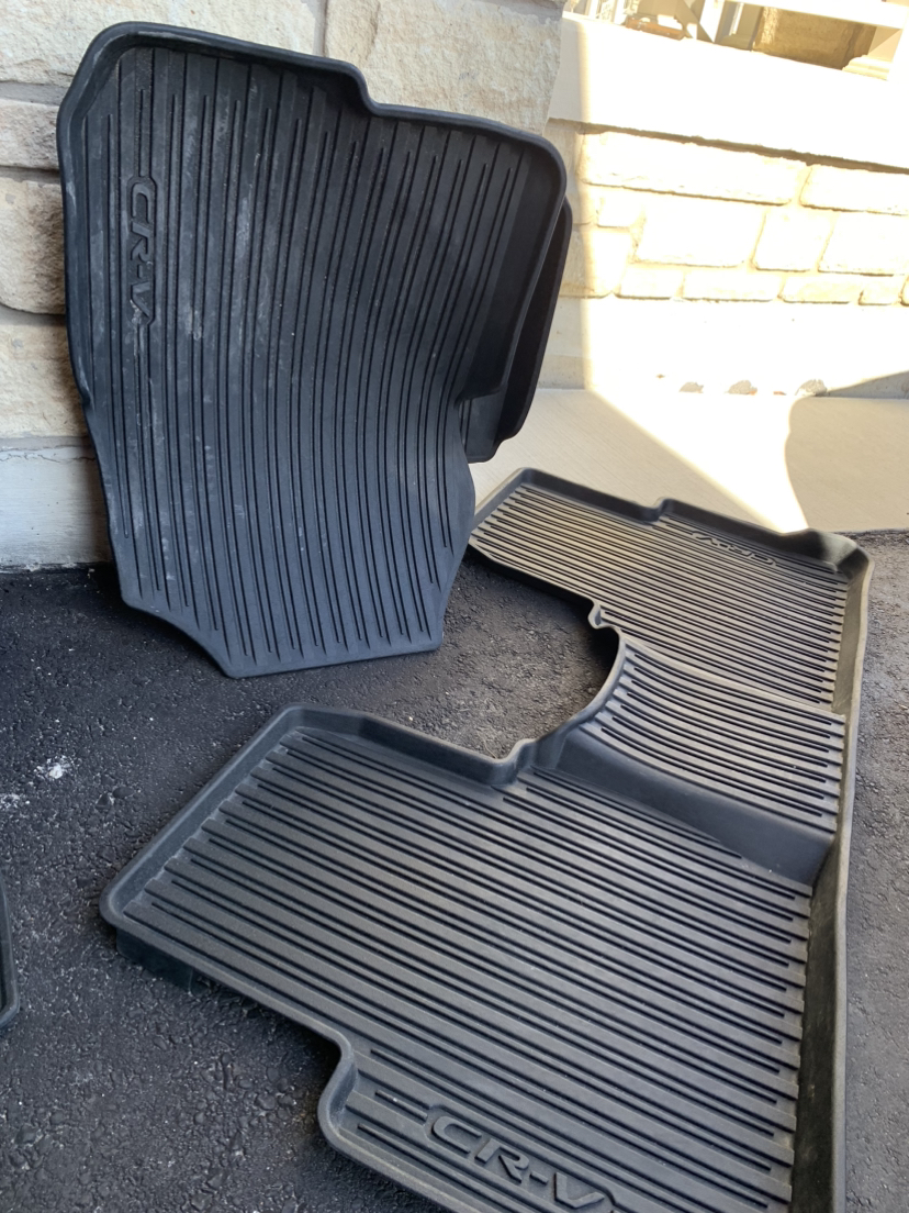 OEM 2021 Honda CRV floor mats (original)