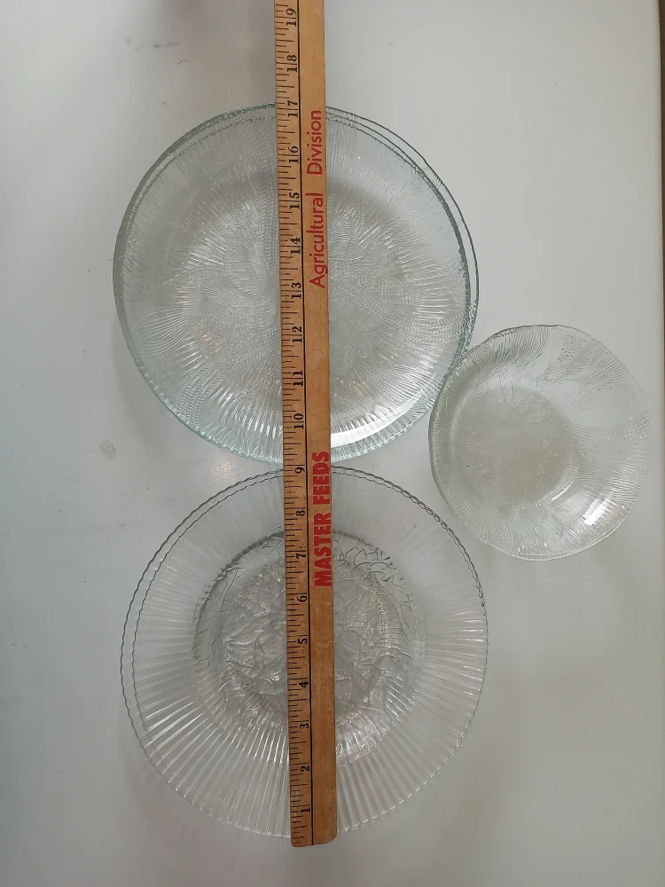 LikeNew$10all~7pc Pressed Glass image indicator(5)