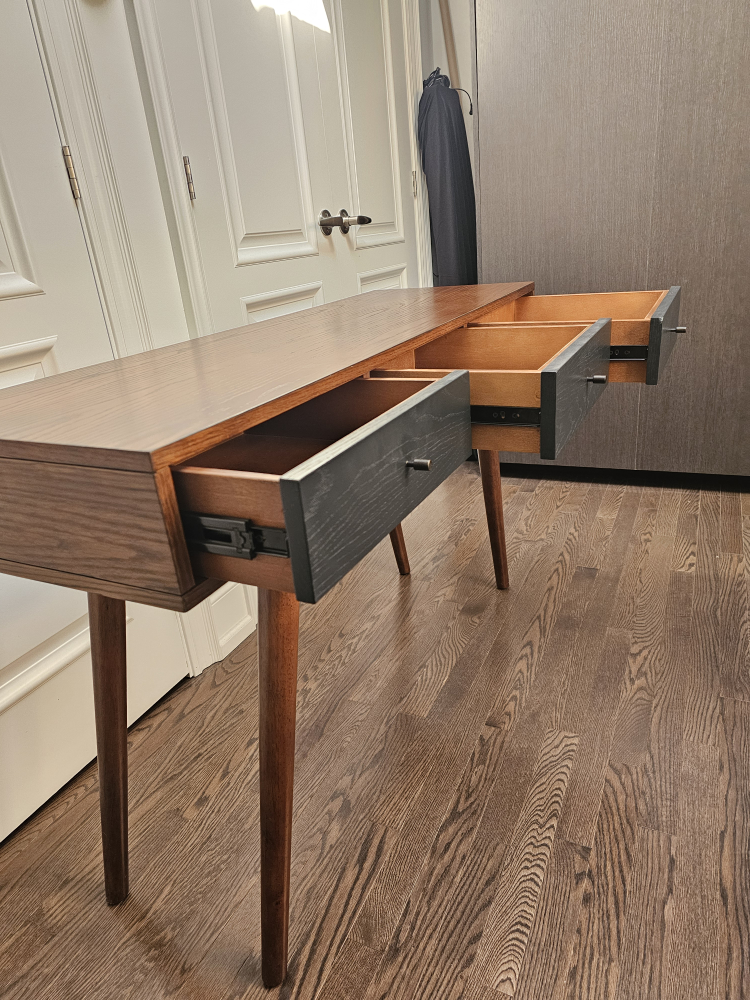 Beautiful MCM Desk/End Table - photo 3