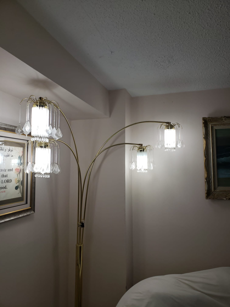 Chandeliers and Corner Light Stand - photo 2