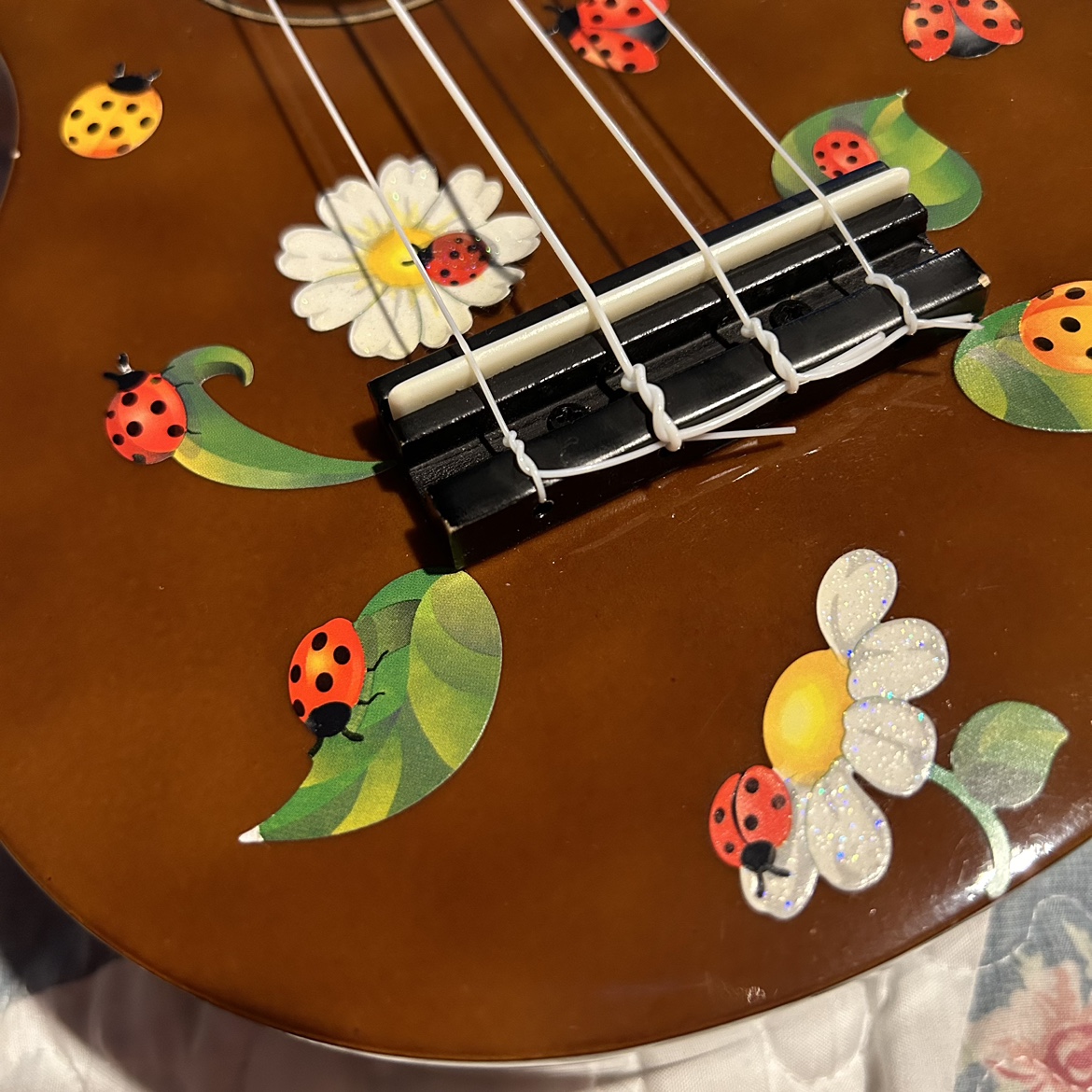 Small ukulele image indicator(2)