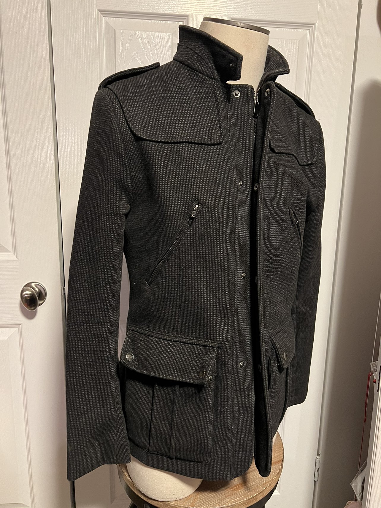 H&M Men’s Spring/Fall Casual Jacket (US 40R)(LNC) image indicator(2)