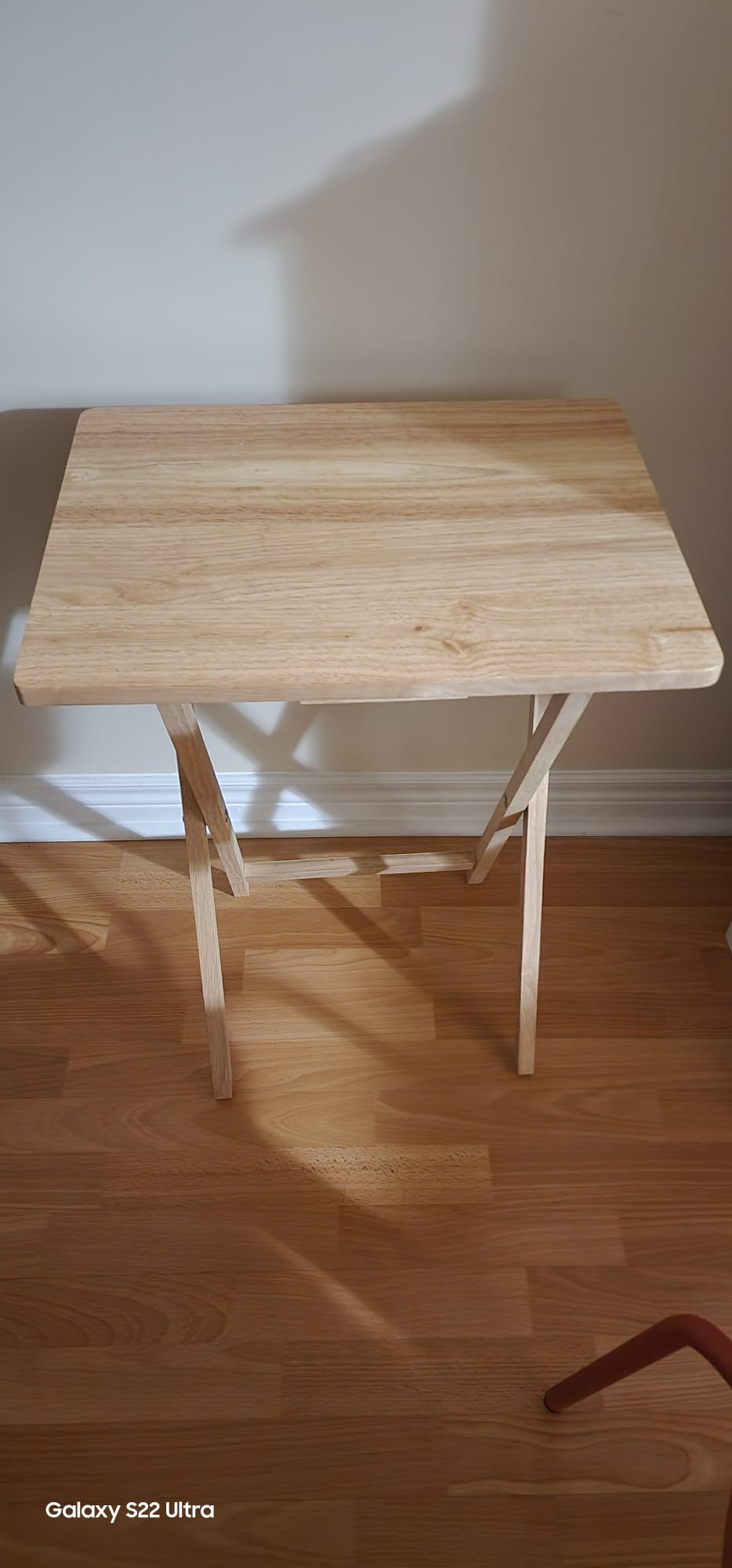 Wooden lightweight table