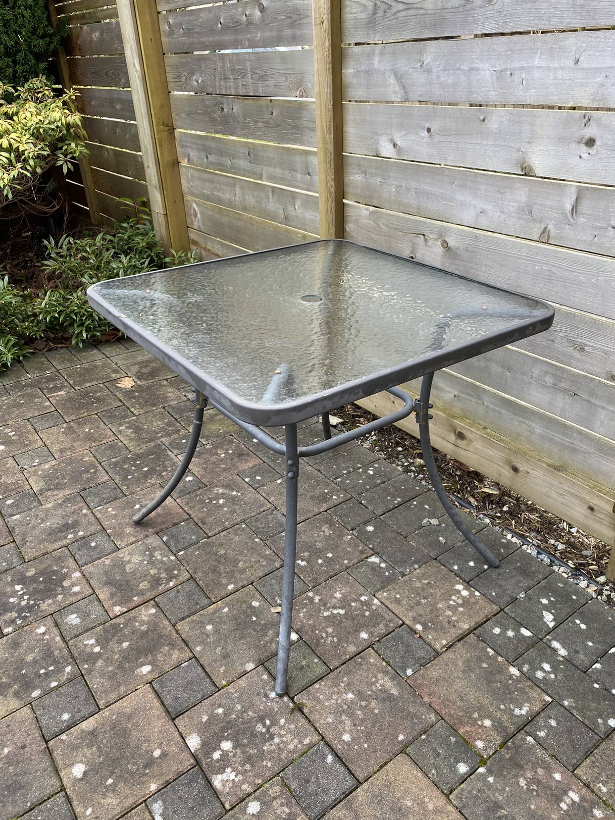 Patio table thumbnail
