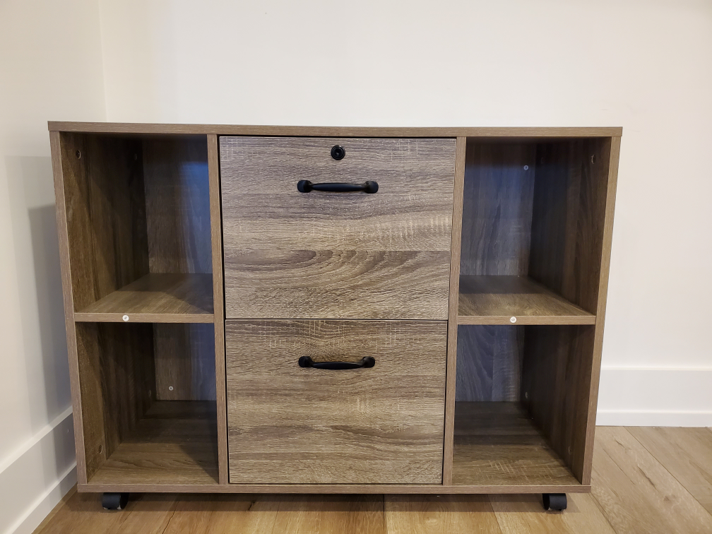 File Cabinet on Wheels comes with Keys!