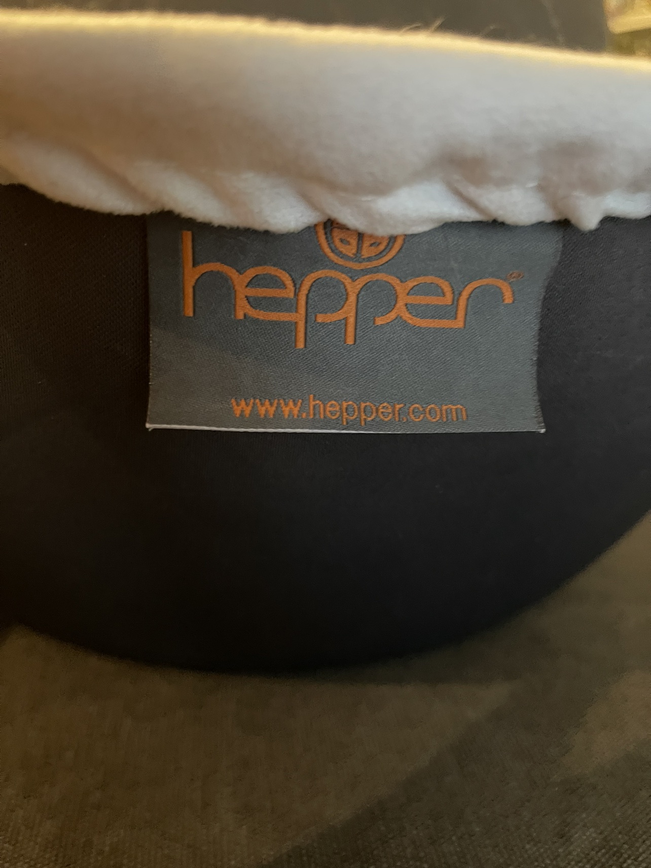 Hepper Nest Bed for Cats image indicator(3)