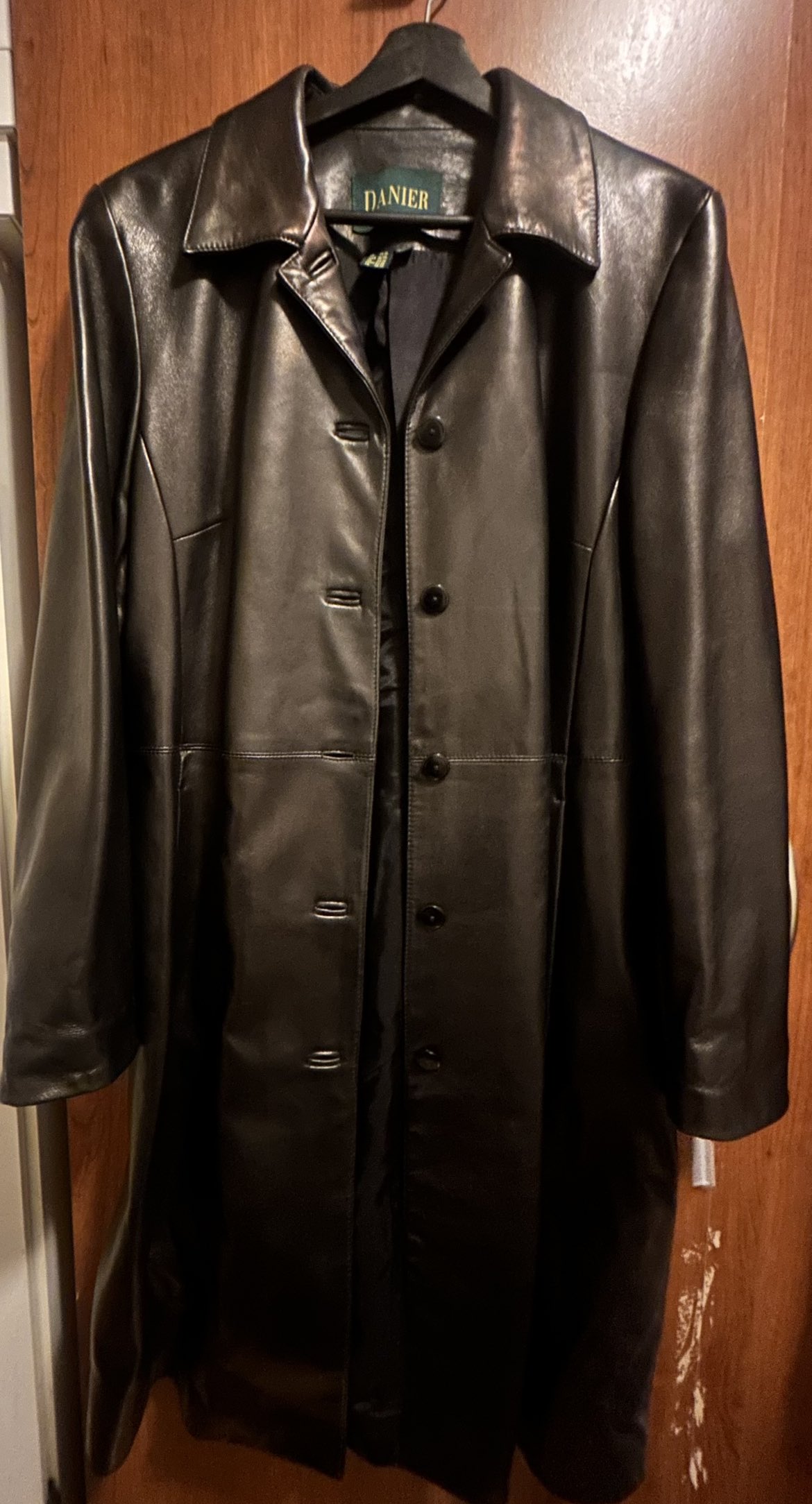 Danier leather long jacket barely used image indicator(2)