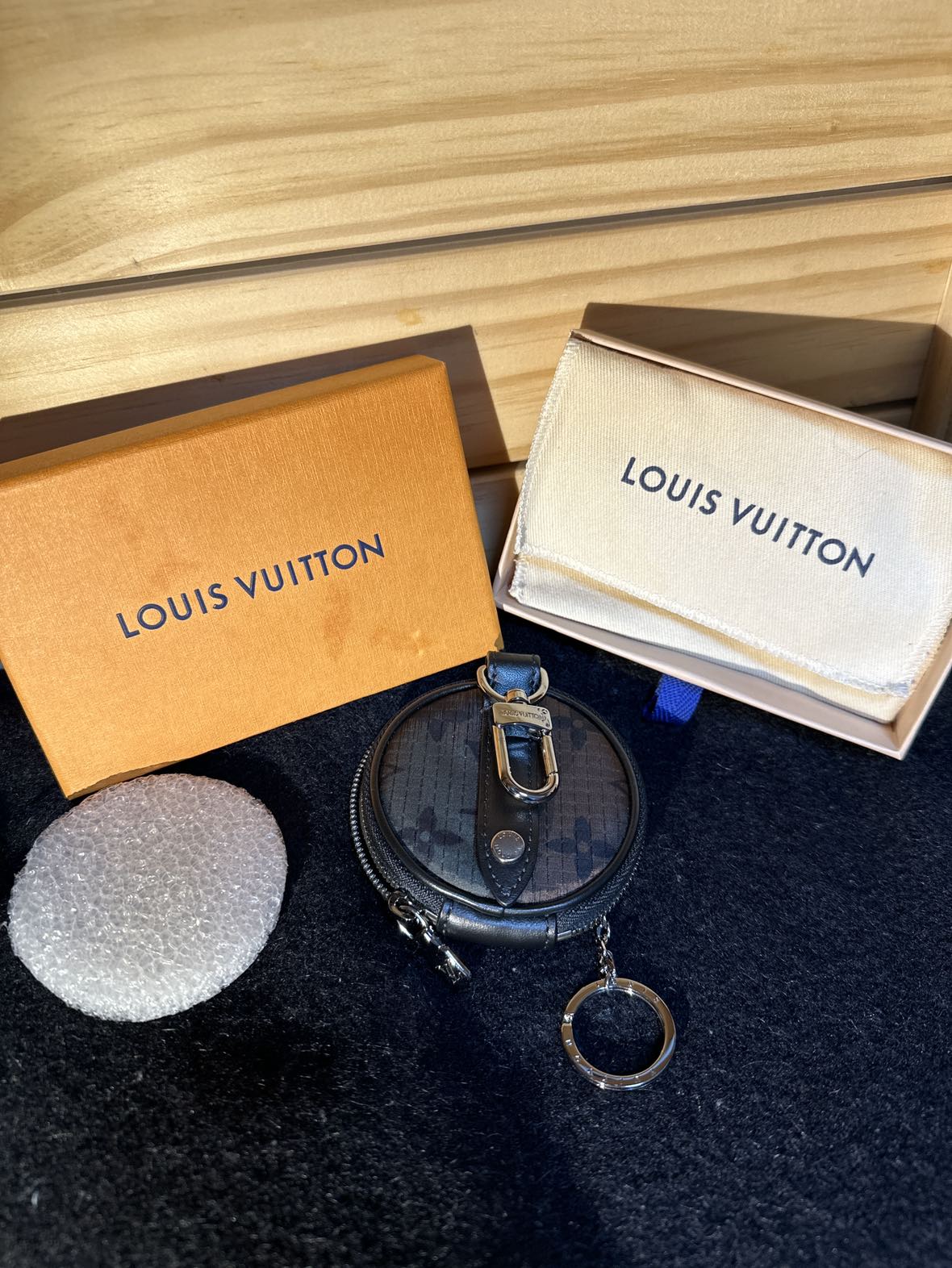 LV key holder - photo 2