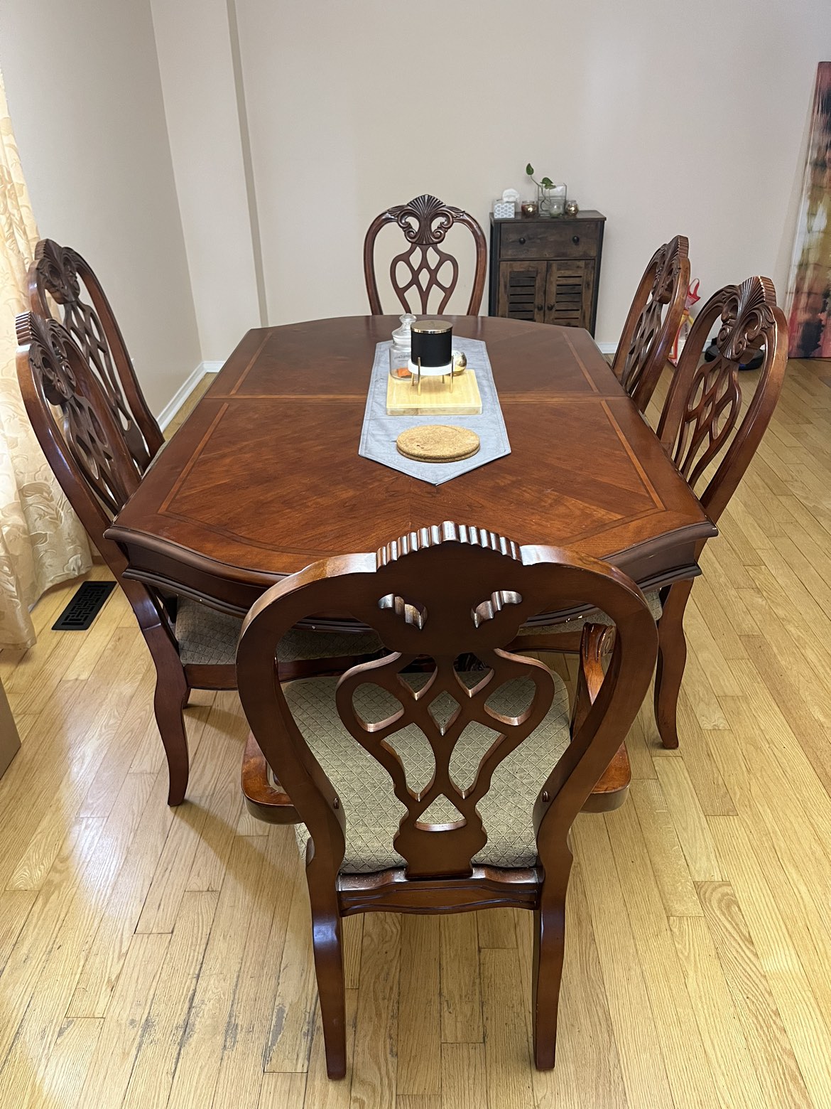 Dining Table with Chairs(extendable to 8 seater) - photo 2