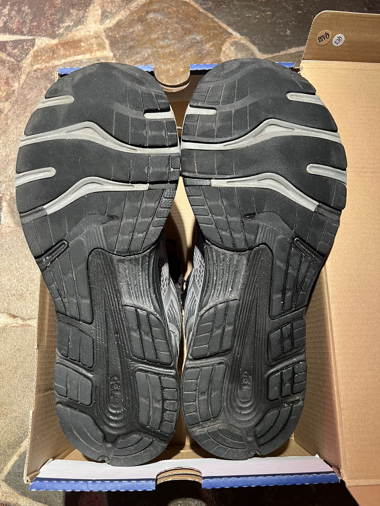 ASICS Gel-Nimbus 21 Platinum Sheet Rock Silver (Men’s 11)(EUC) image indicator(5)