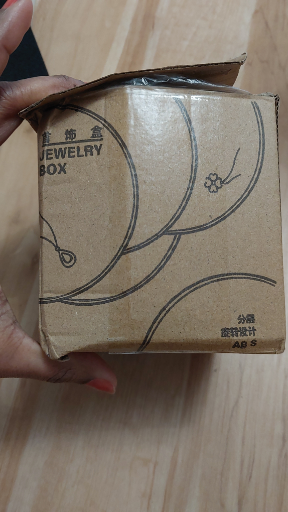 BNIB portable rotating jewel organiser with mirror image indicator(10)