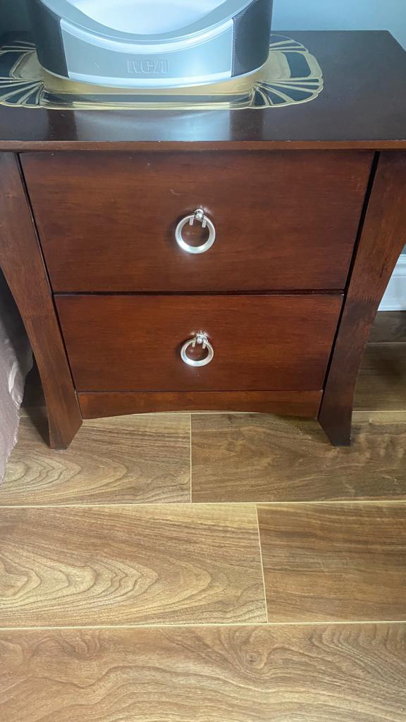 Queen bed frame for sale with two side tables - photo 2