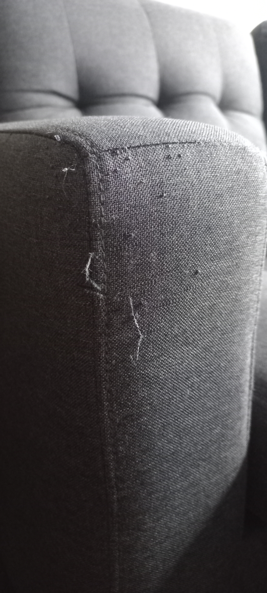 Sectional couch - 5 months use $70 image indicator(4)