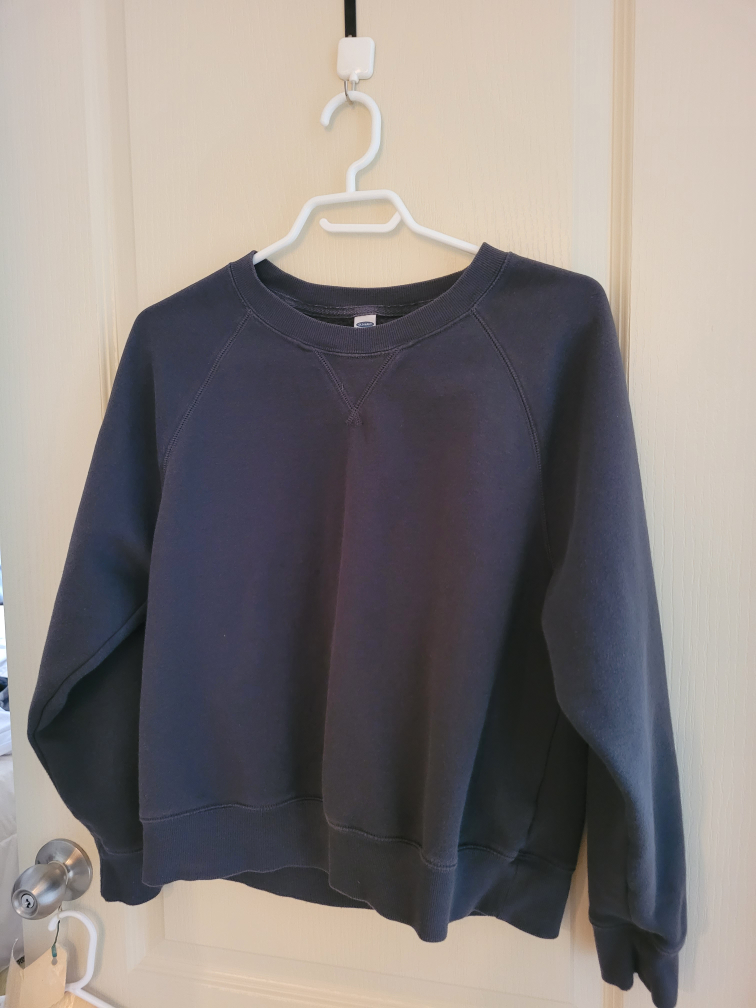Women's Medium Sweatshirt Old Navy Crewneck