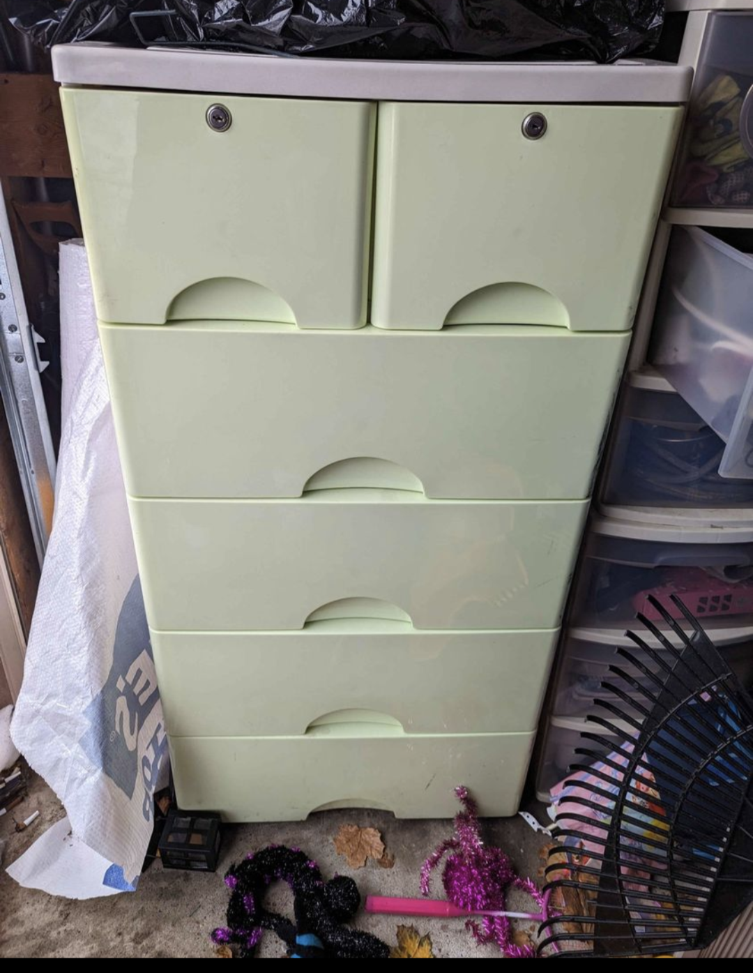 dresser