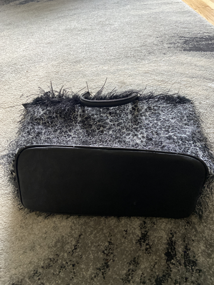 Nicole Lee bag image indicator(4)