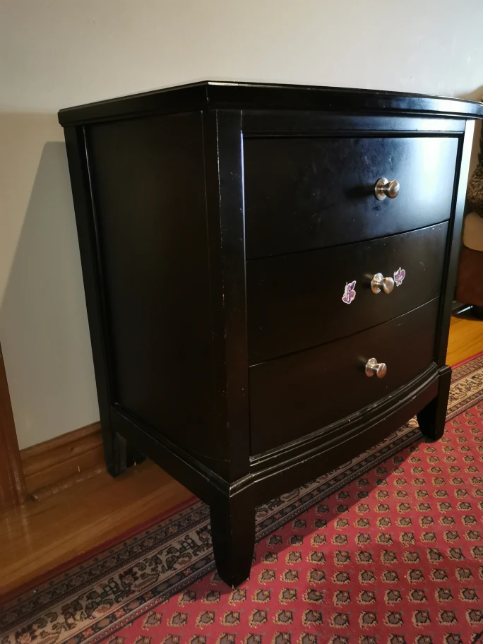 Nightstand - photo 2