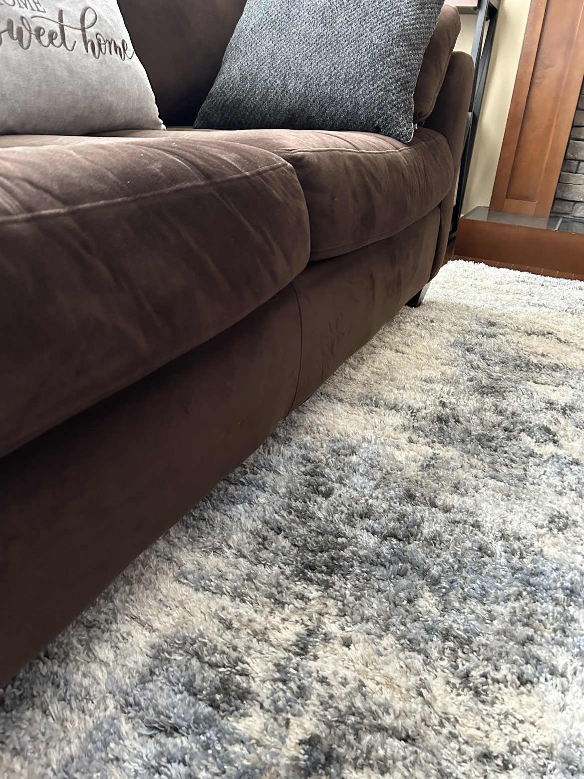 Couch and matching chairs - photo 3