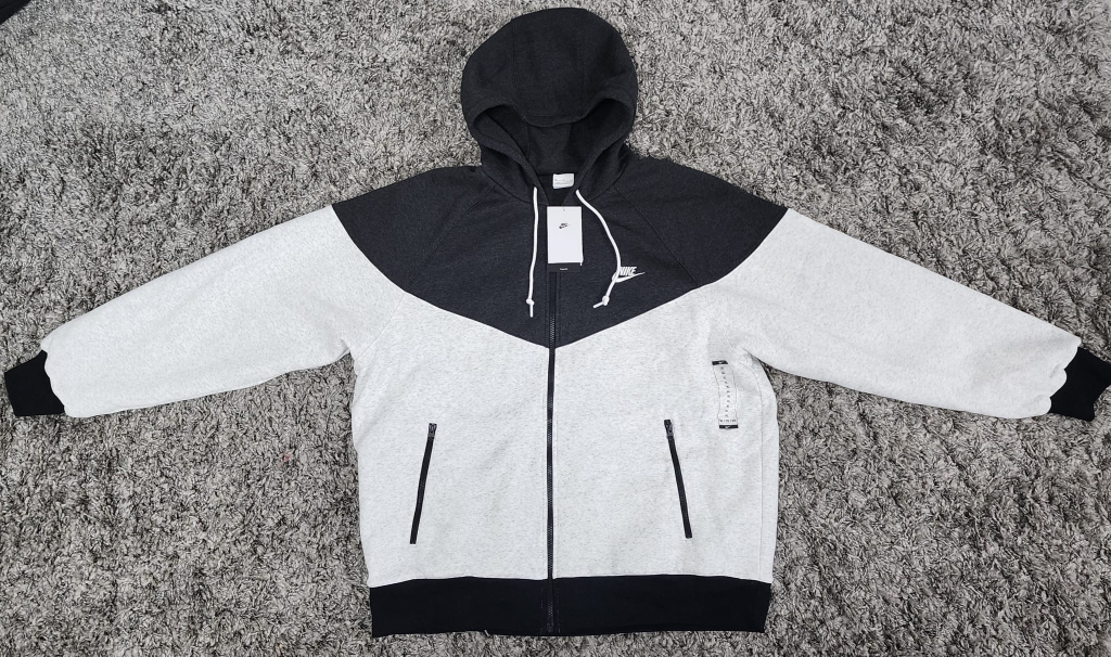 Nike Hoodie thumbnail