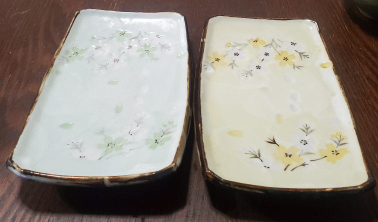 Japanese celadon bowls, plates and tea pots - photo 3