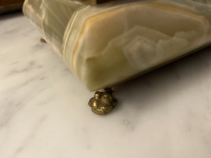 Italian Green Onyx Marble Box with Lionfeet image indicator(4)