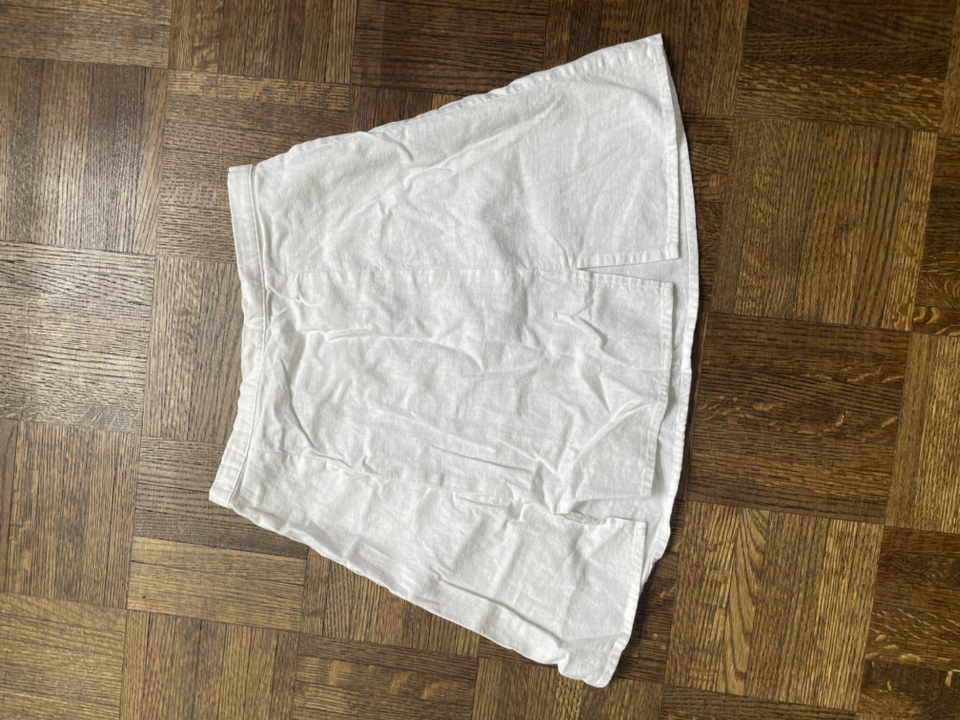 White skirt - photo 4
