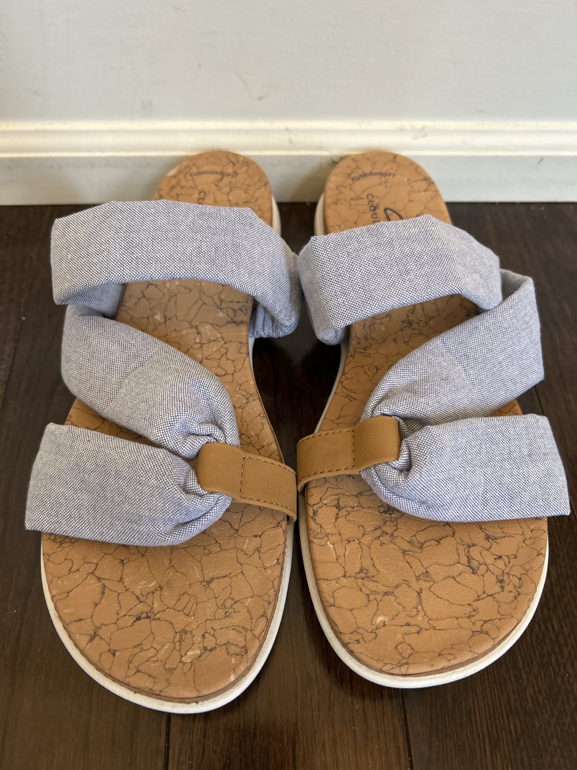 Clarks sandals thumbnail