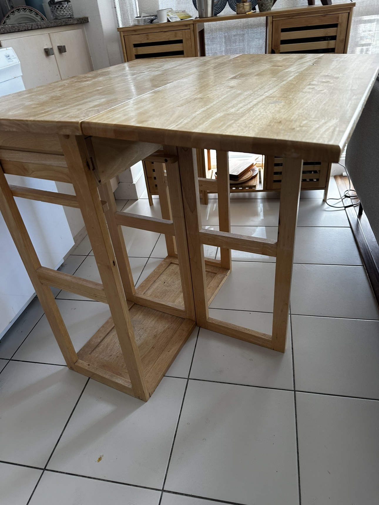Folding Kitchen Table - Ideal for Small Spaces and Condos - photo 4