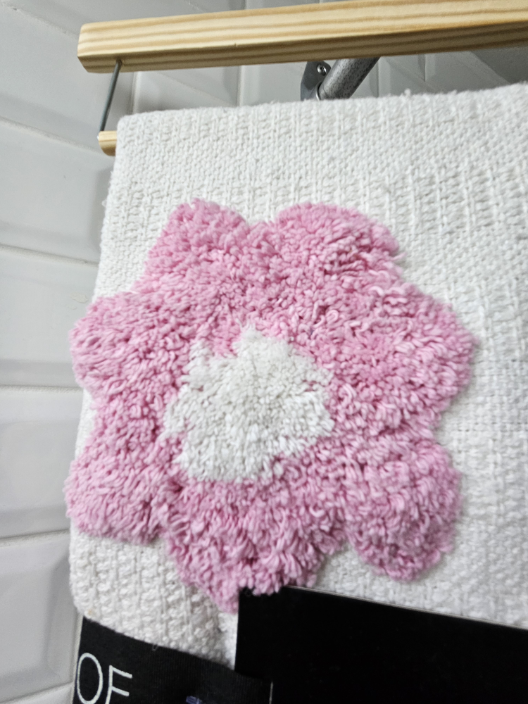 Rachel Zoe Spring throw thumbnail