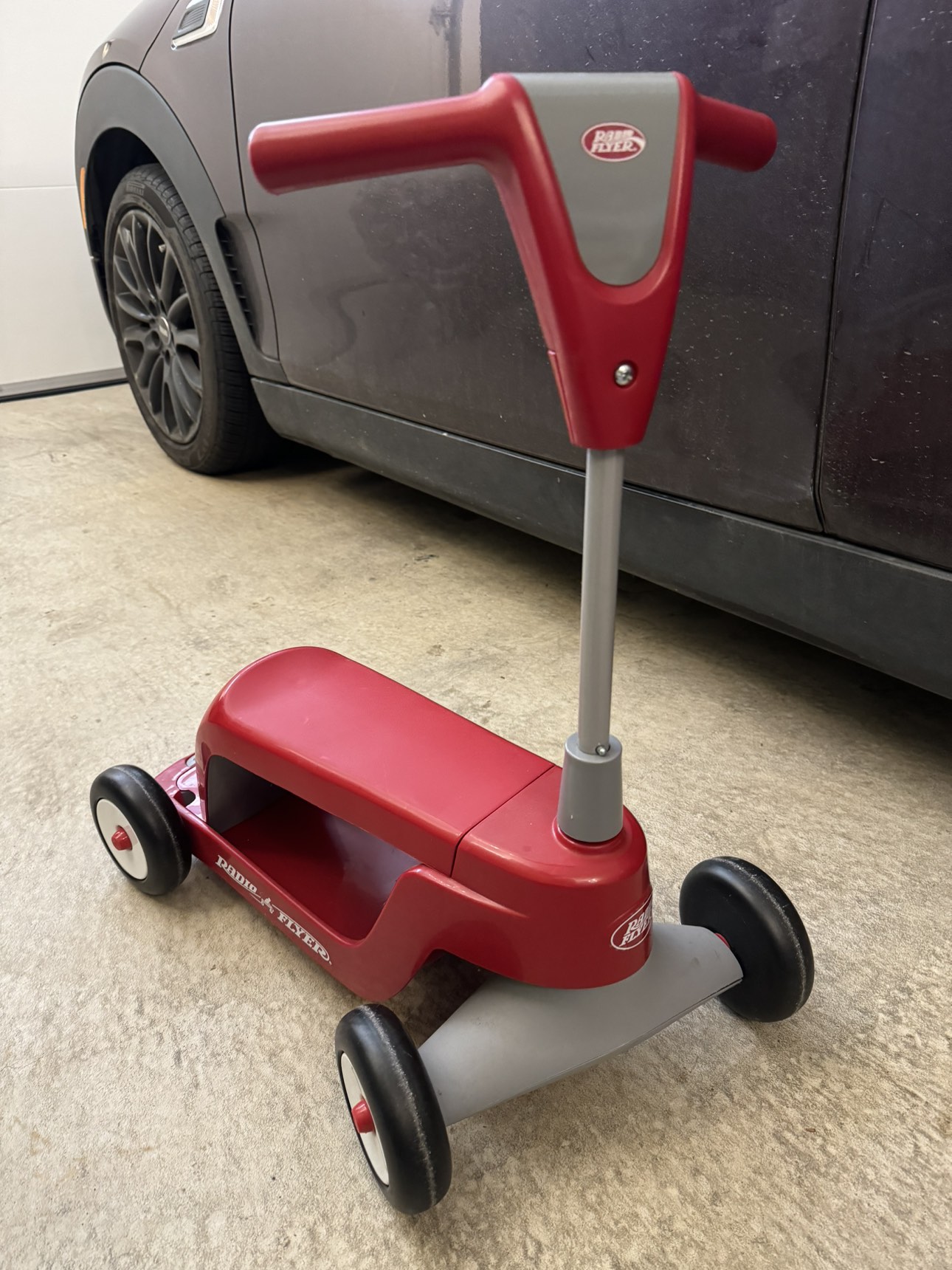 Radio Flyer Scooter Ride On