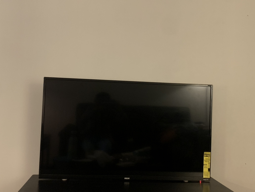 RCA 40 Roku Smart TV, 1080p in perfect condition