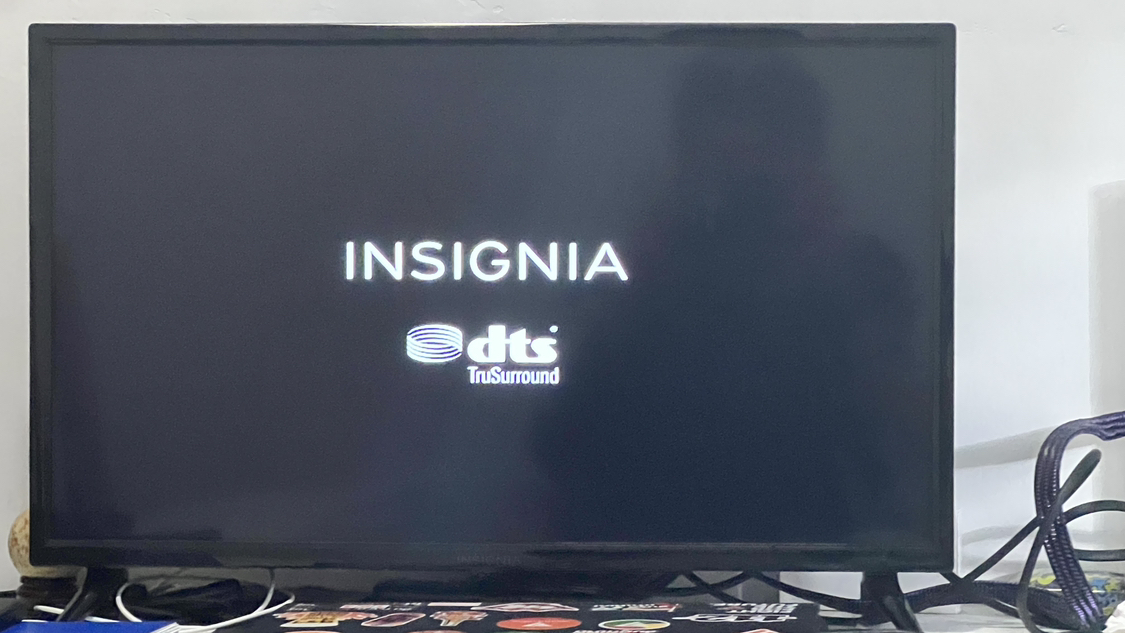 INSIGNIA LED TV 24” 1080p (NS-24D310CA21)